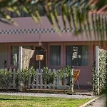Hollywood -ex Kyriad- Hotel *